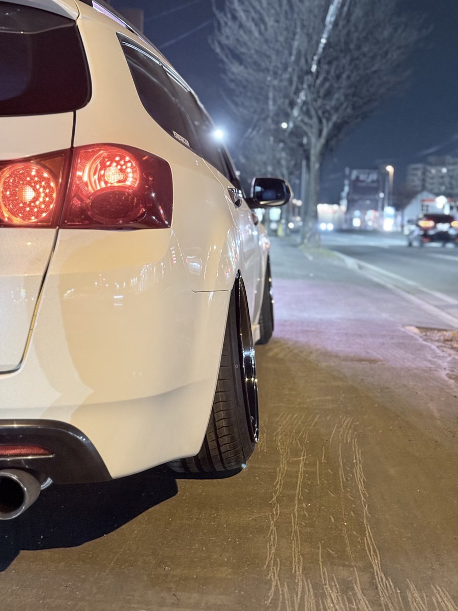ホイール変えた

RPF1 SBC 18インチ10.5J +15