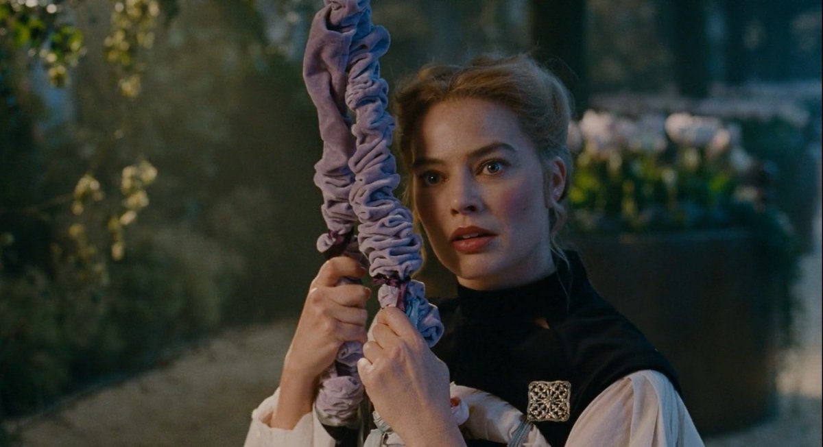 best of margot robbie tweet media