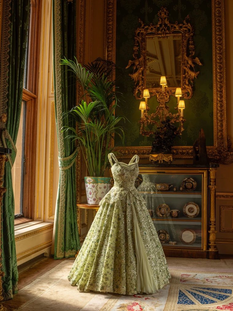 kateStrasdin's tweet photo. All the flowers for publication day! Some sequinned sprinkled over Norman Hartnell’s 1957 state gown for the Queen and some in real life from my wonderful publisher @ChattoBooks. Thank you for all of the support! I feel very lucky indeed @RCT #fashionhistory https://t.co/5wrZVc1Xry