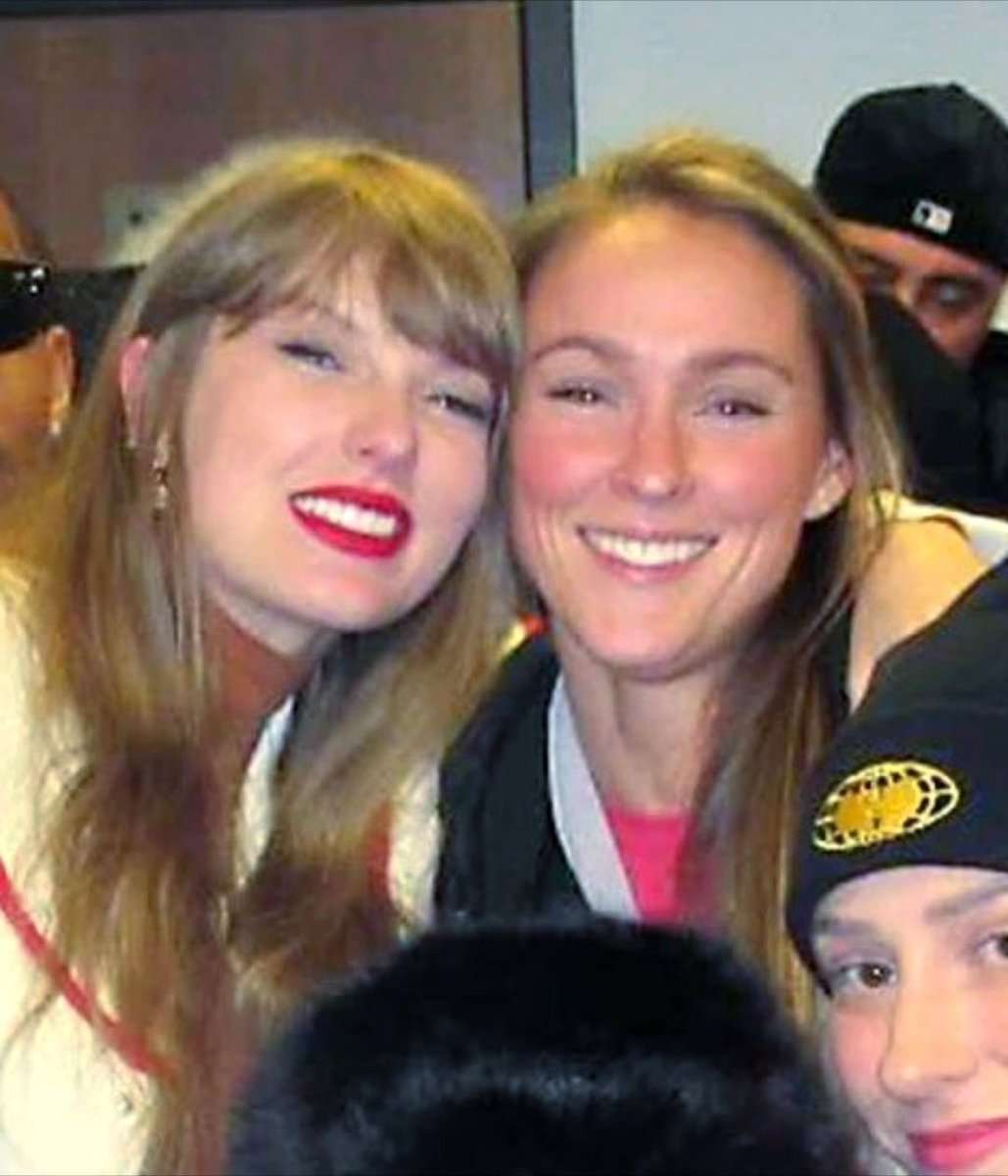 The Swift Society tweet media