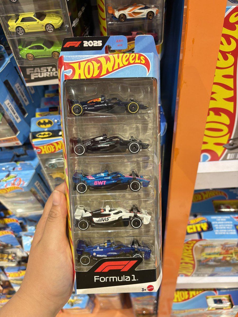 Lego formula 1
Ready banyak 199.999 ajahh dm aje