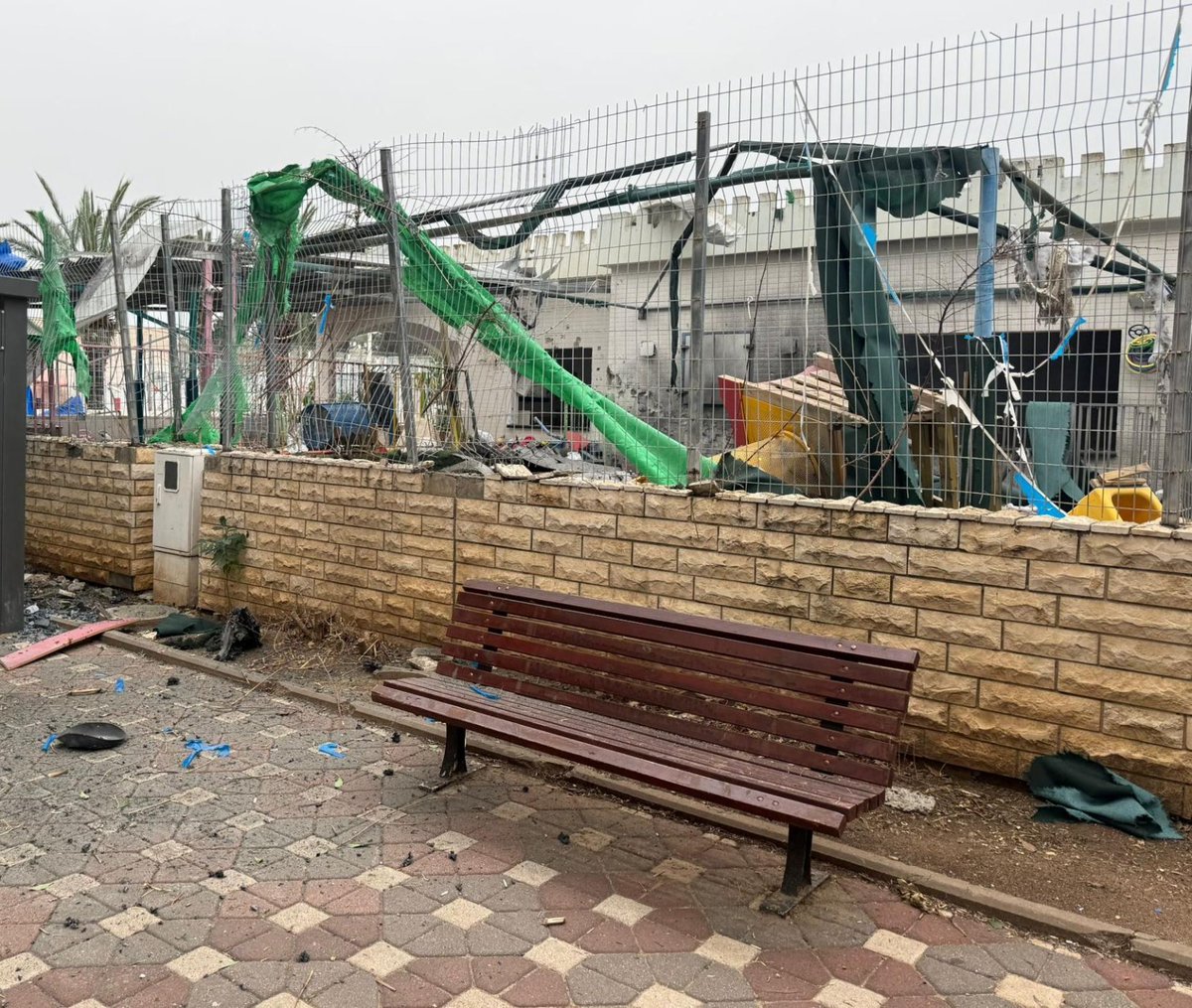 Hen Mazzig tweet media