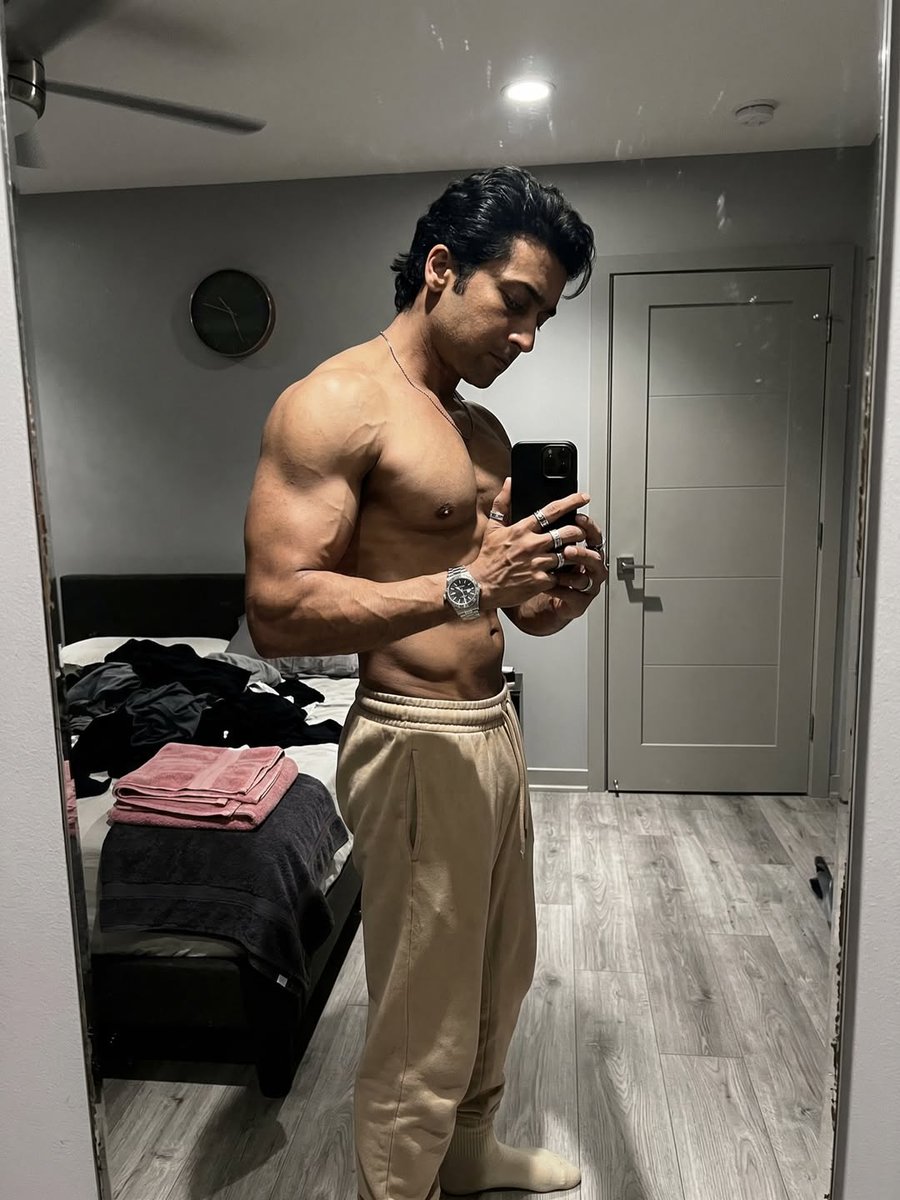 𝕍𝕚𝕛𝕚 ✍🏼 tweet media