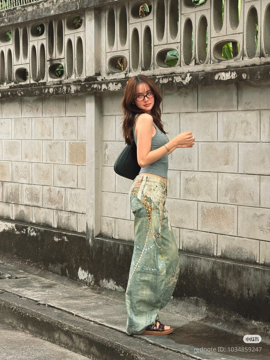 Tiny: OPEN! tweet media