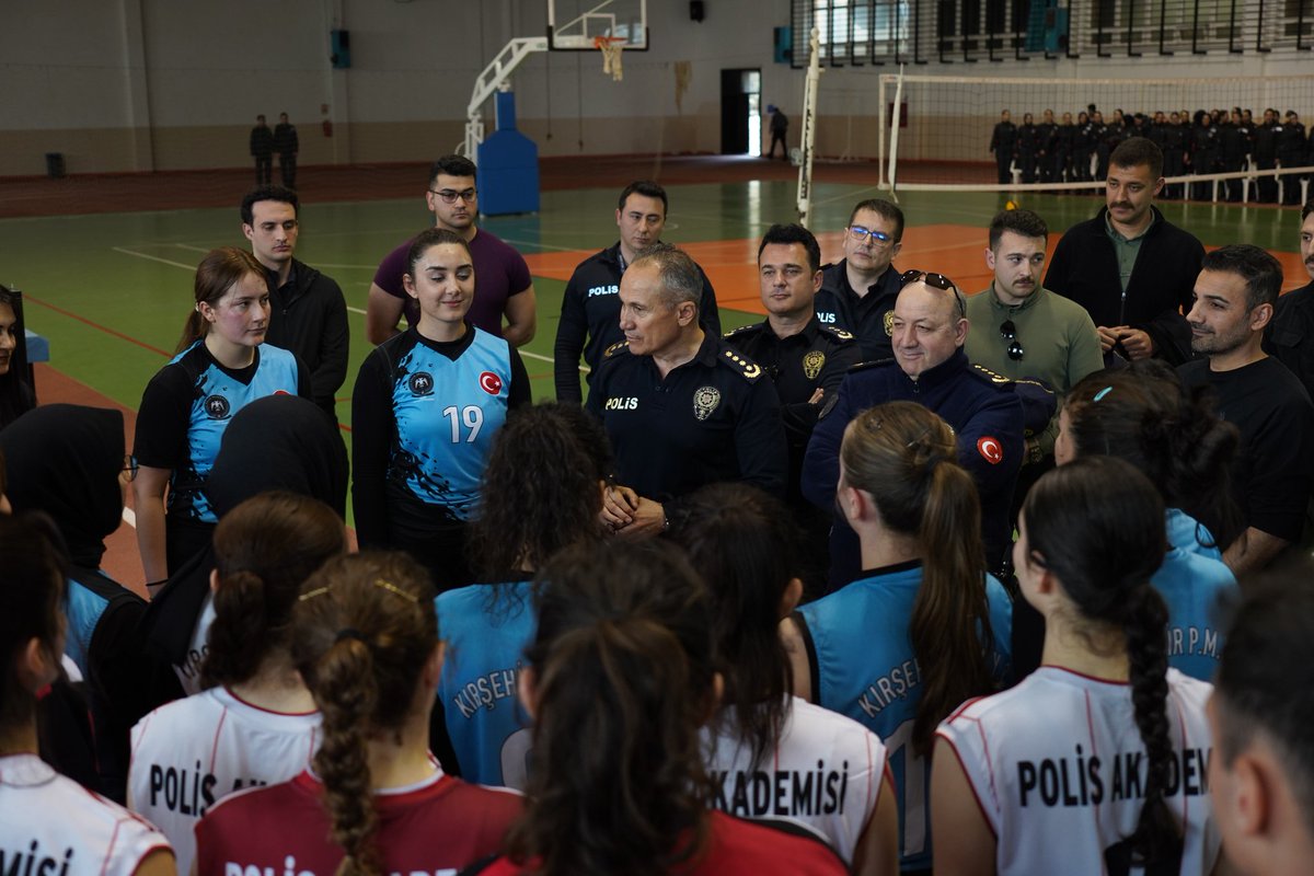 Polis Akademisi tweet media