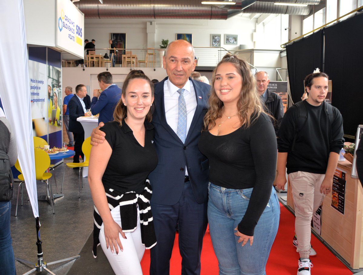 Slovenec 🇸🇮 🇸🇮 🇸🇮 tweet media