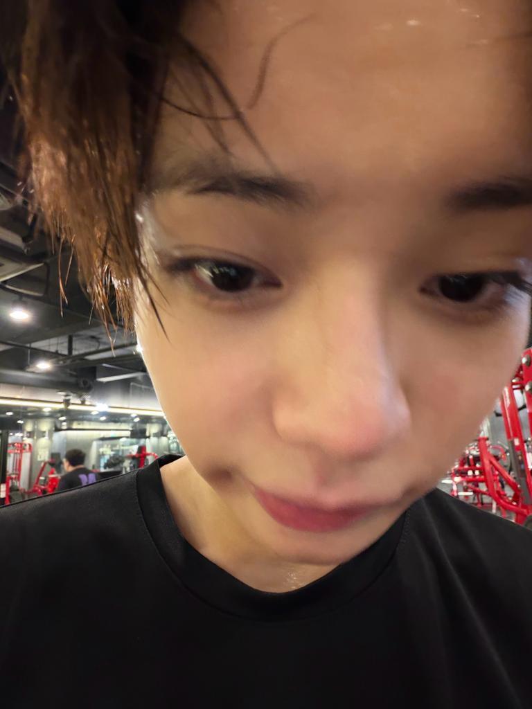 selfolssi ♤ tweet media