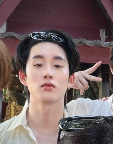 aya #teammoth tweet media