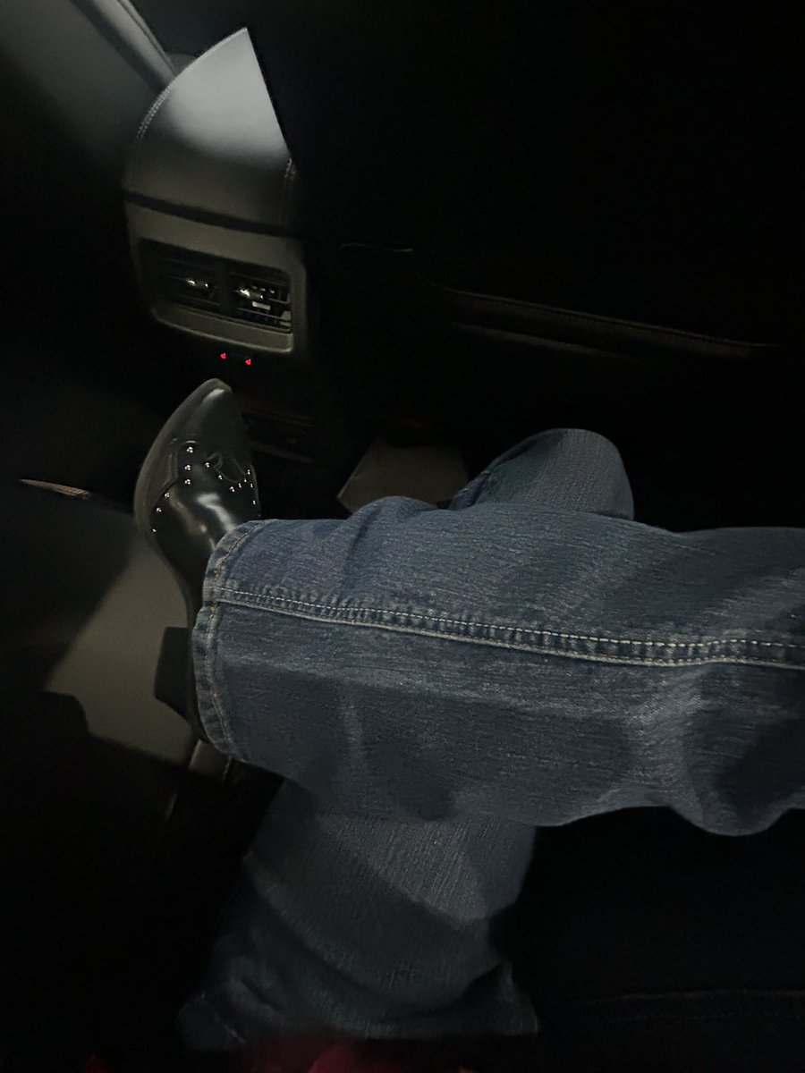 ☠︎︎ 𝔊𝔥𝔬𝔰𝔱 𝔤𝔬𝔡𝔡𝔢𝔰𝔰 ☠︎︎ tweet media