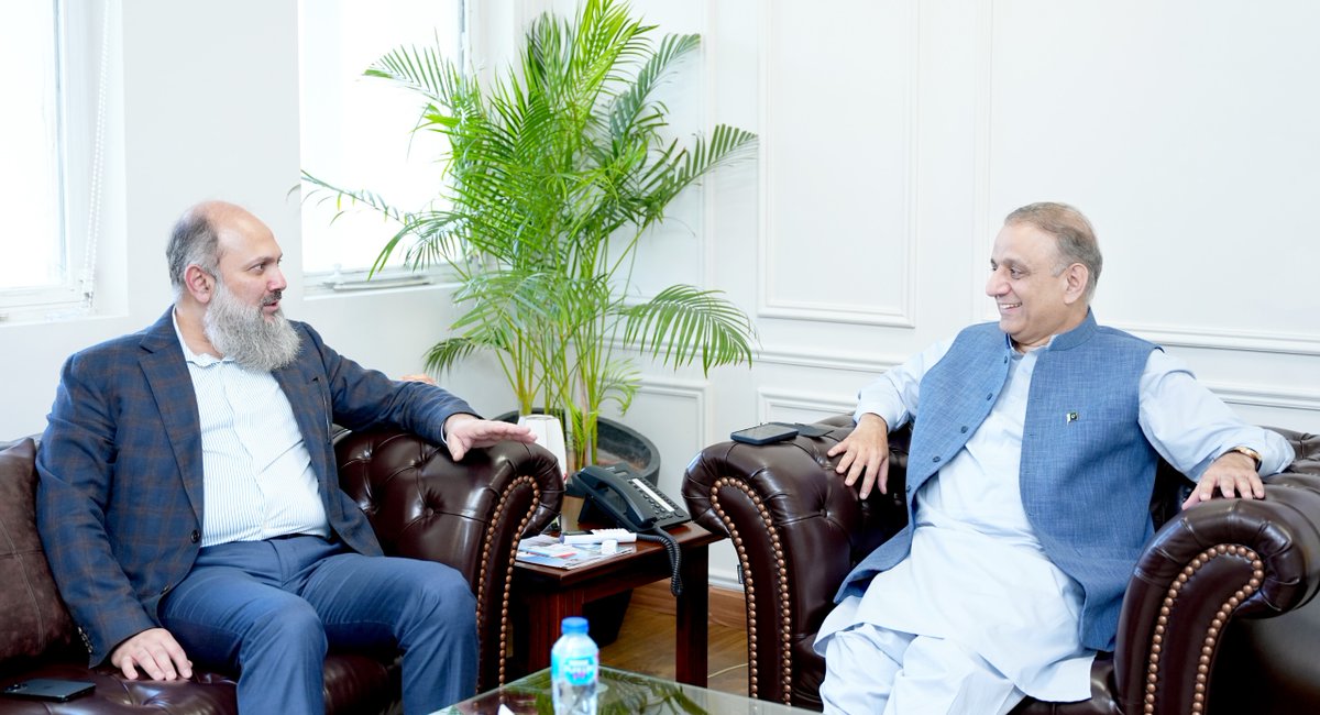 istehkamPK's tweet image. وفاقی وزیر مواصلات عبدالعلیم خان  سے وفاقی وزیر تجارت سردار جام کمال خان کی ملاقات

#IstehkamePakistanParty #IPP #IPPOfficial #AleemKhan #AbdulAleemKhan #trending #newsupdates