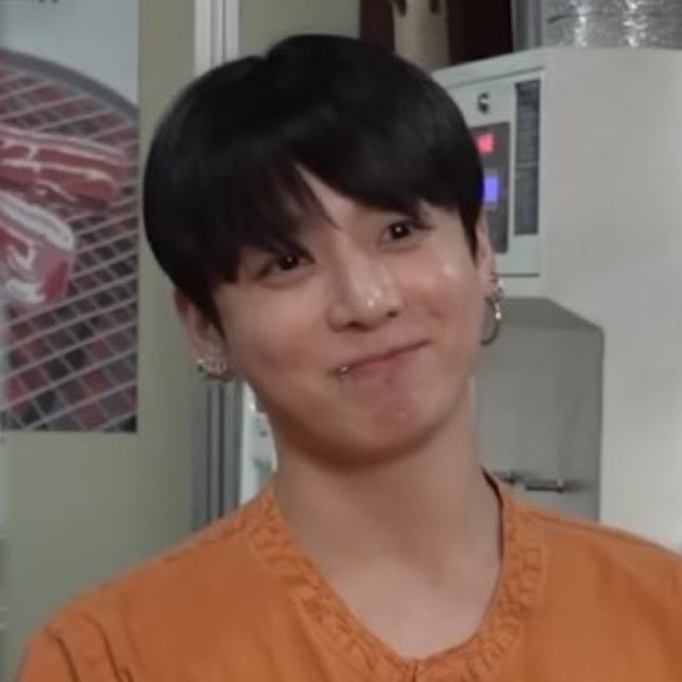 kirsty⁷ tweet media