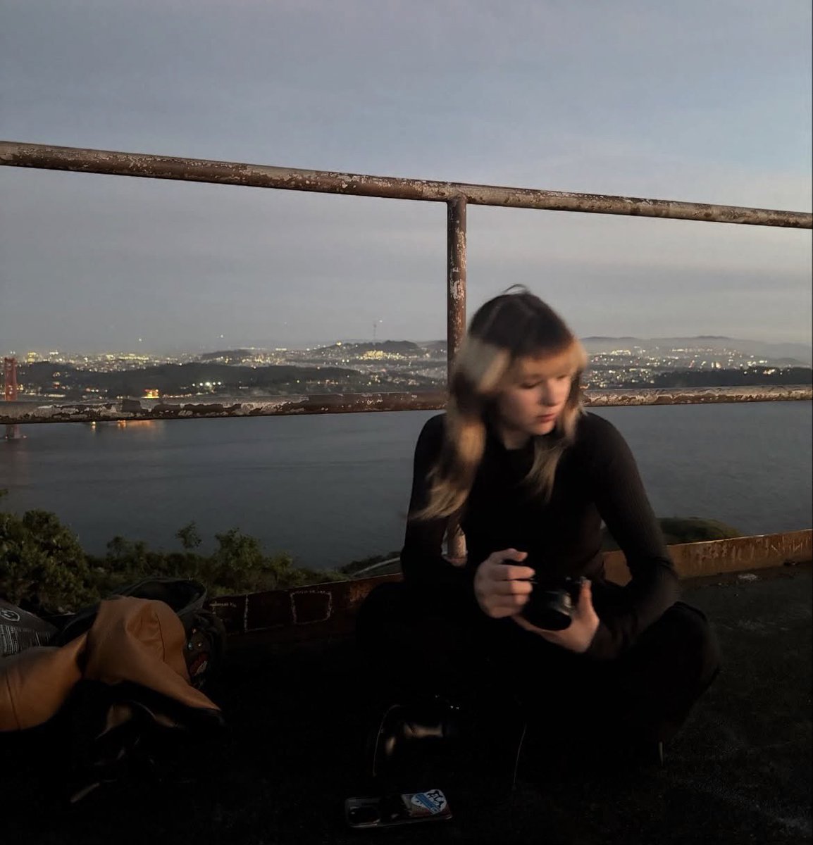 ✸mari☽ tweet media