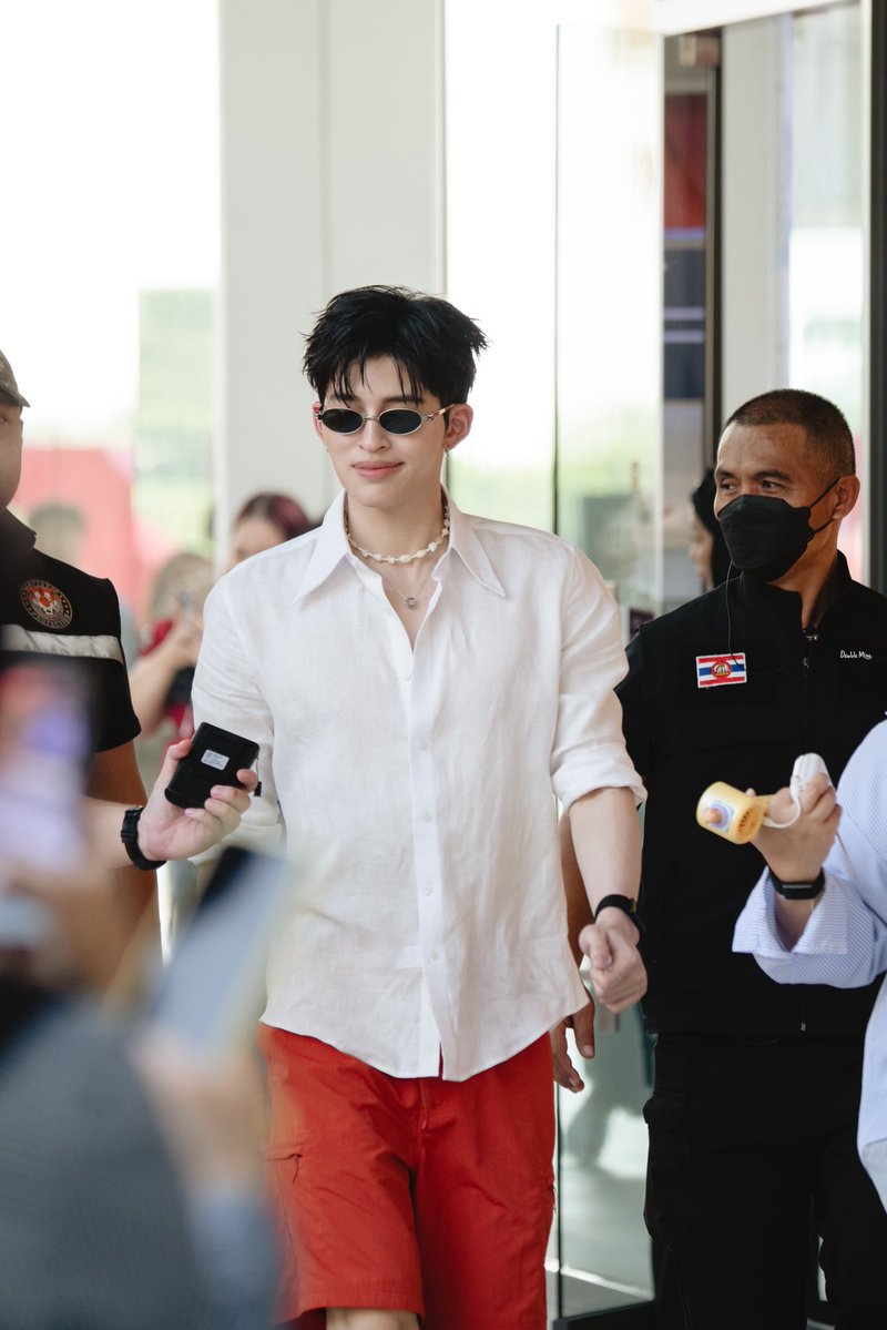 𝐝𝐨𝐮𝐛𝐥𝐞𝐦𝐢𝐧𝐞 ☺︎︎☻︎ tweet media