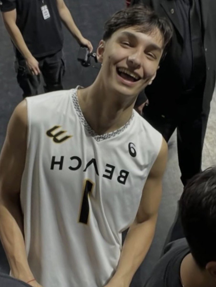 alli 🧩 tweet media