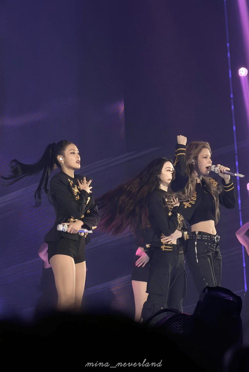 mina_neverland tweet media