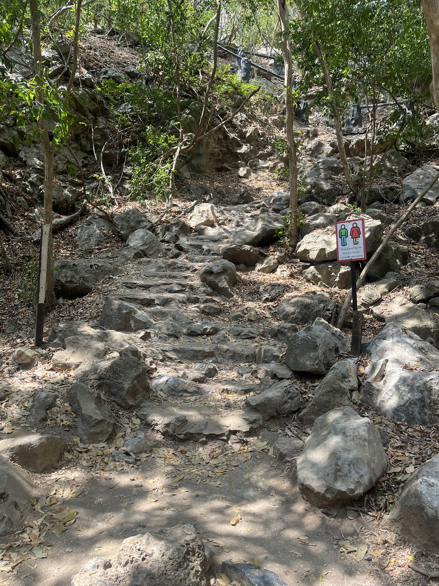 nancybell45's tweet photo. #PhrayaNakhonCave @Thailand https://t.co/CBzhBo2fpz