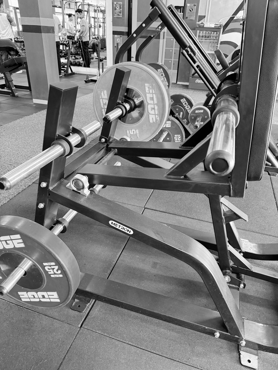 Damian Santiago tweet media