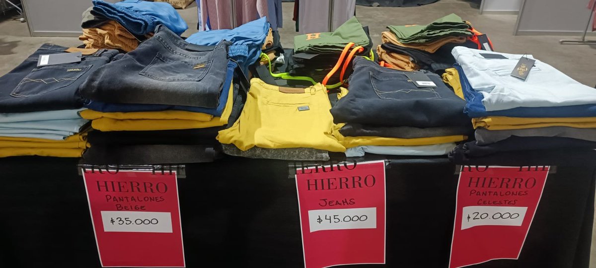 LT8 am830 tweet media