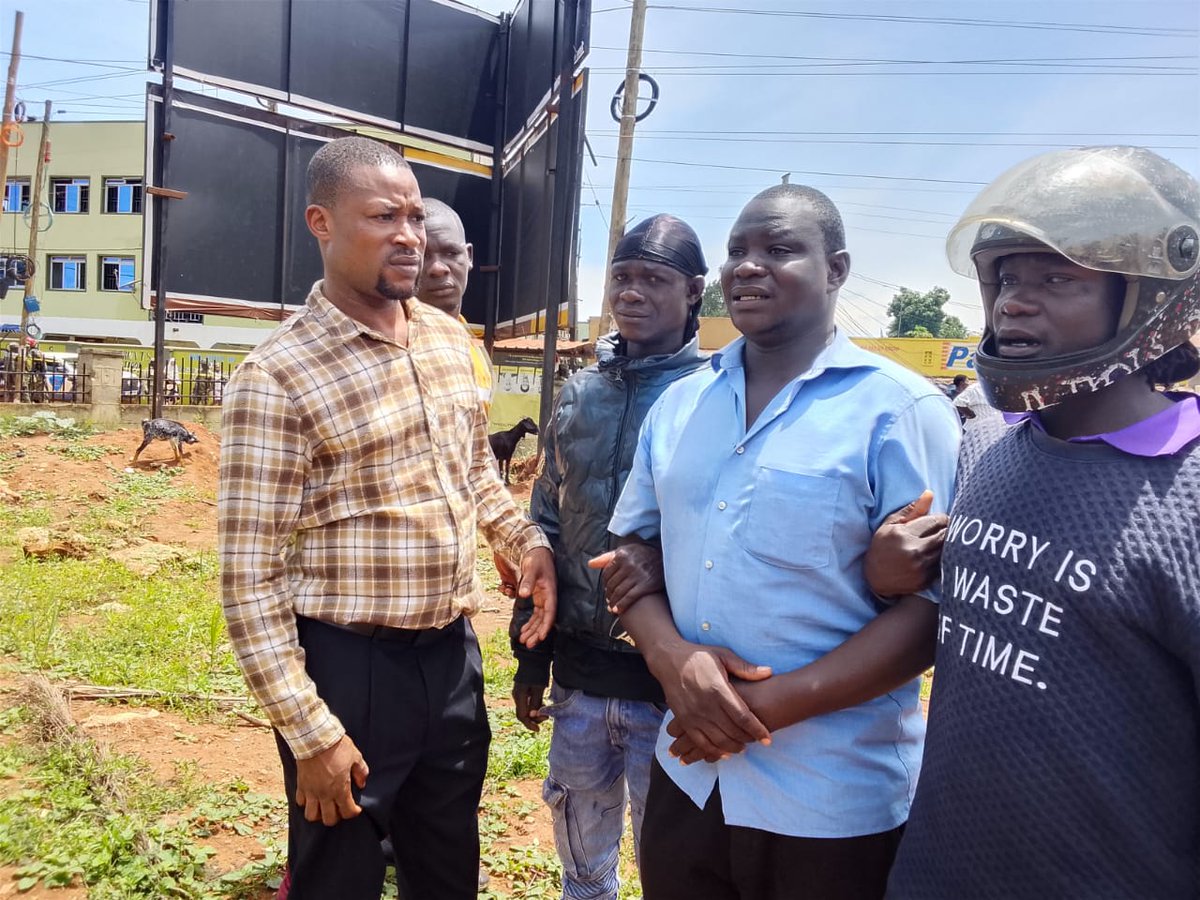 Kamoga munawa tweet media