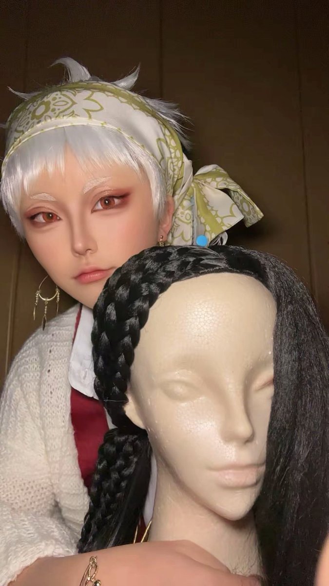 しろすけ tweet media