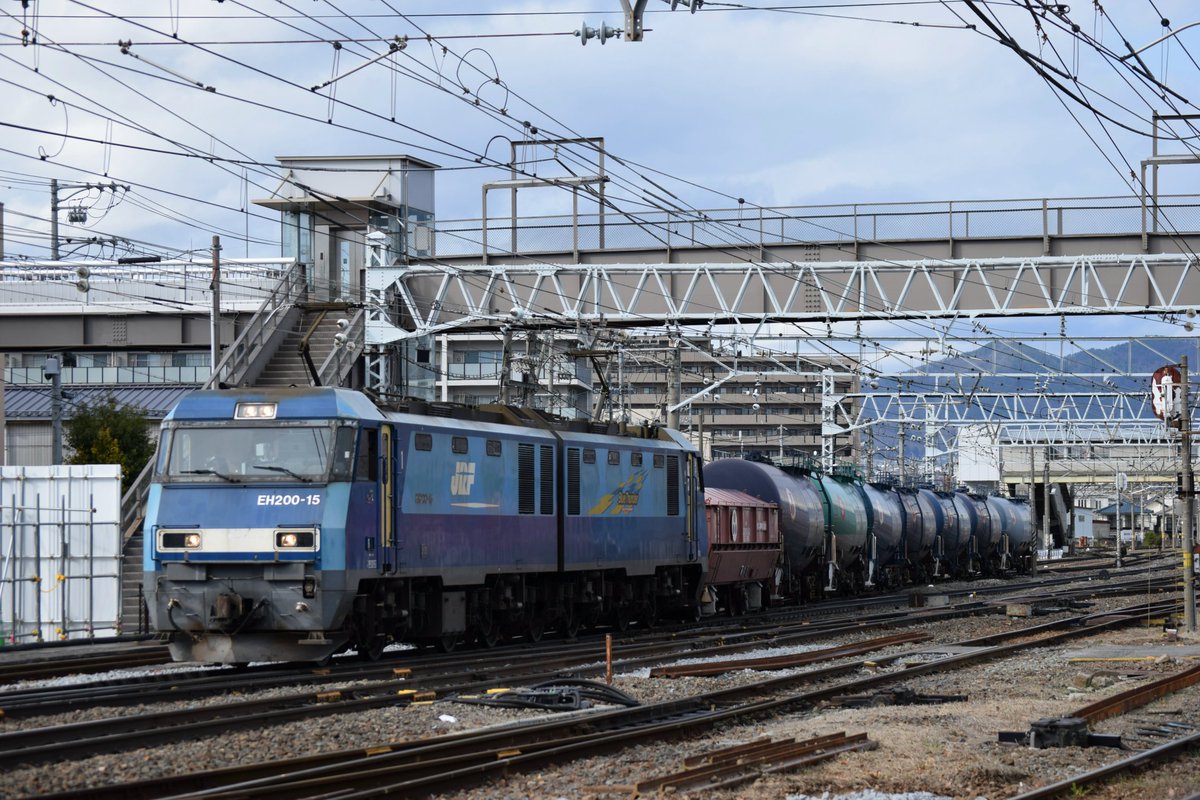 KYE19595's tweet image. 4/2
回9958D
キハ112-110＋キハ111-110 NN出場回送 
5460レ
ホキ2000-32 KS入場回送