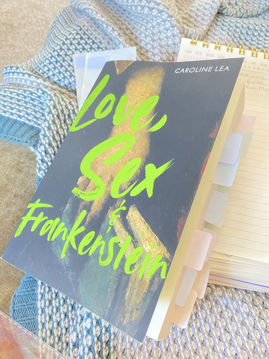 hayleylotusflo1's tweet photo. Thought I’d do a #throwbackthursday to last year, because it’s the #paperbackpublication day for this incredible novel from @CarolineleaLea that takes us back to Lake Geneva and the genesis of #Frankenstein 
#LoveSexAndFrankenstein is out now 💚📚

https://t.co/cItSaallfG https://t.co/mrEHkWBE7U