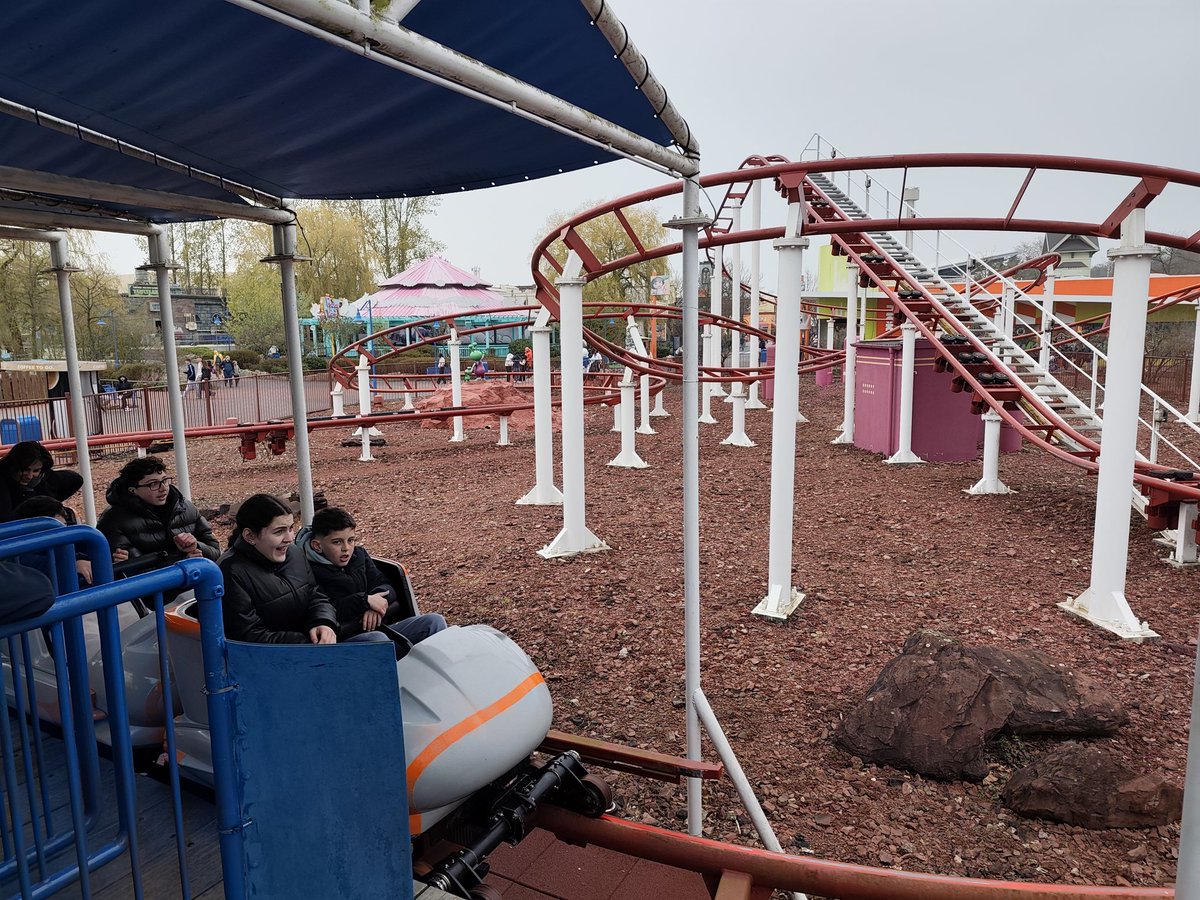 Stampida 305 tweet media