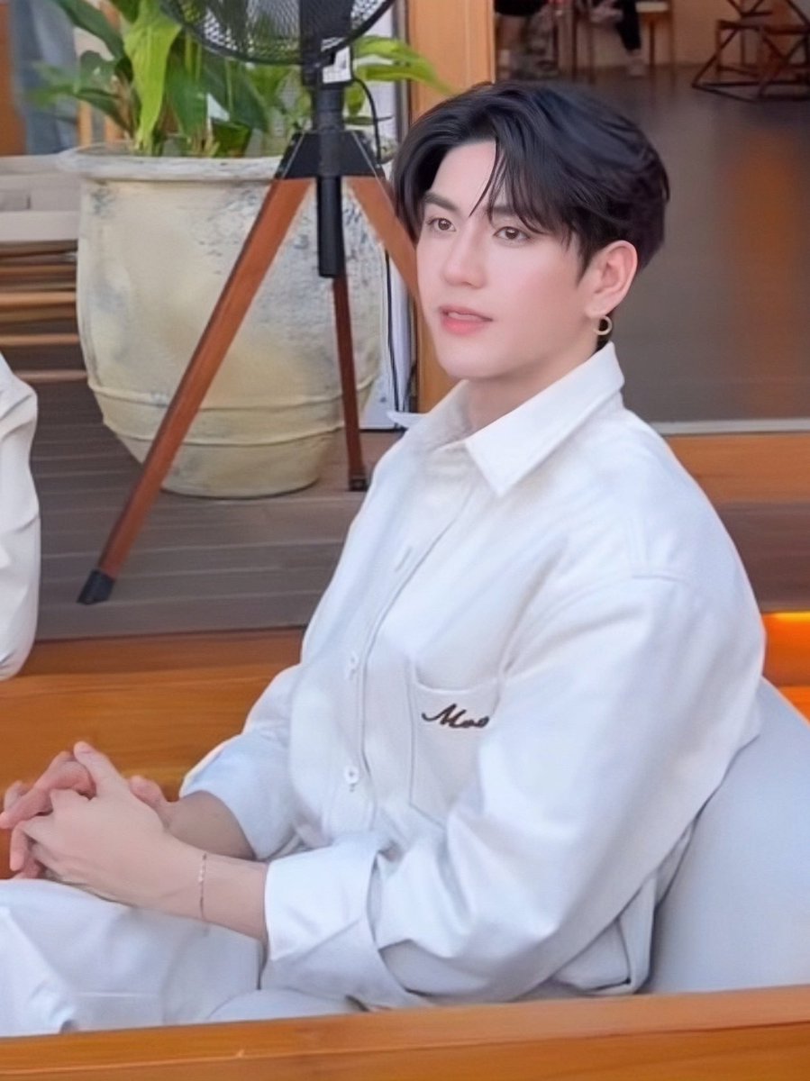 muji ۶ৎ tweet media