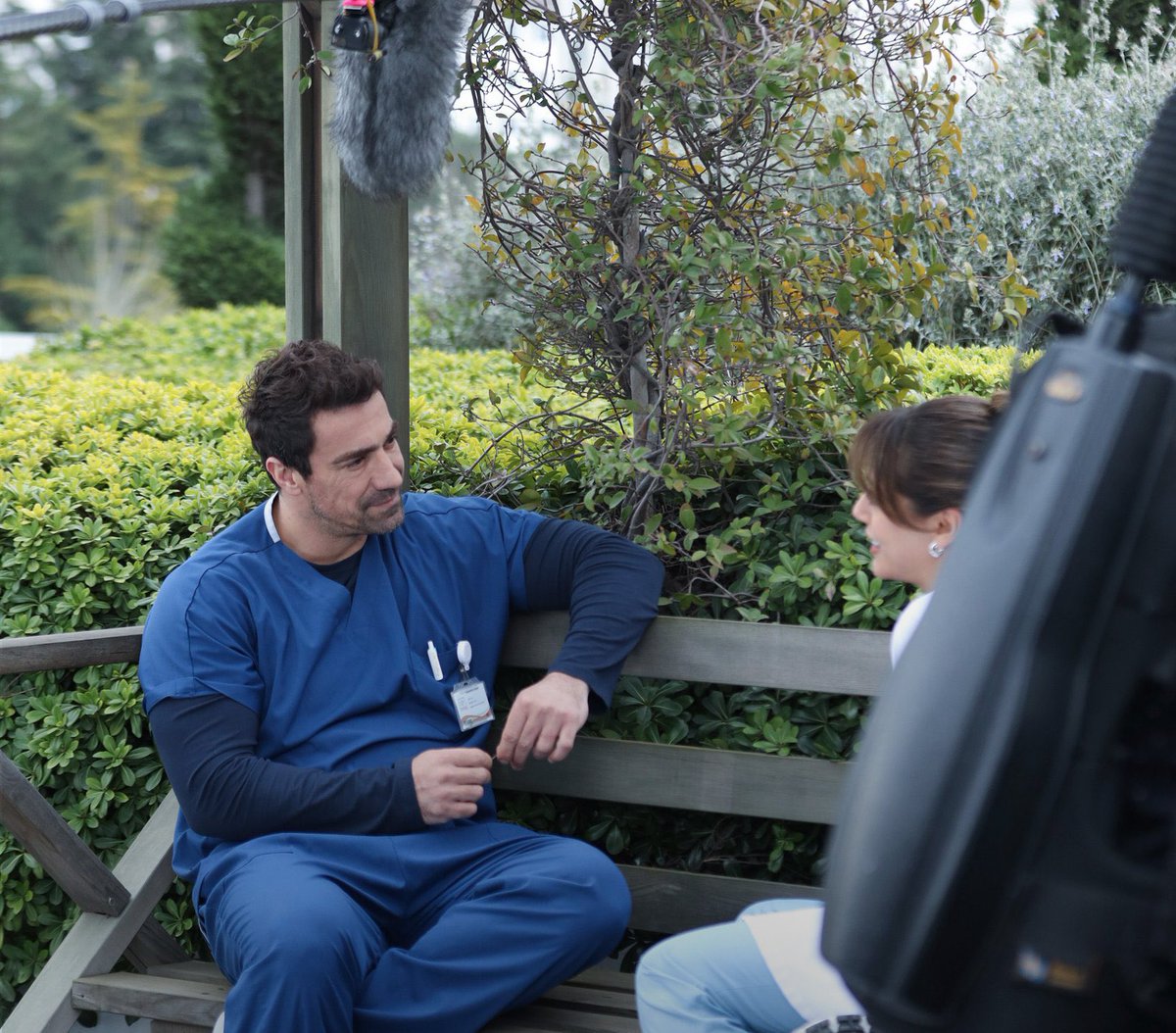 #DoktorBaşkaHayatta kamera arkasından #SılaTürkoğlu &amp; #İbrahimÇelikkol 💫