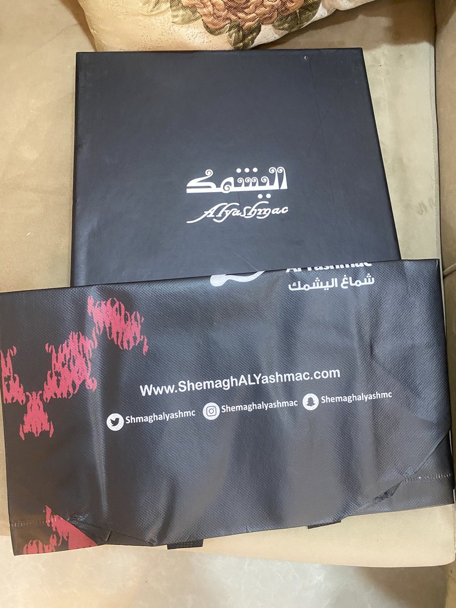 nwafasa's tweet photo. @ufmradio @Naif_Alabdullah وصلت الهديه استاذ نايف مشكورين على المصداقيه وعلى حسن تعاملكم https://t.co/mPy6uqy7zq