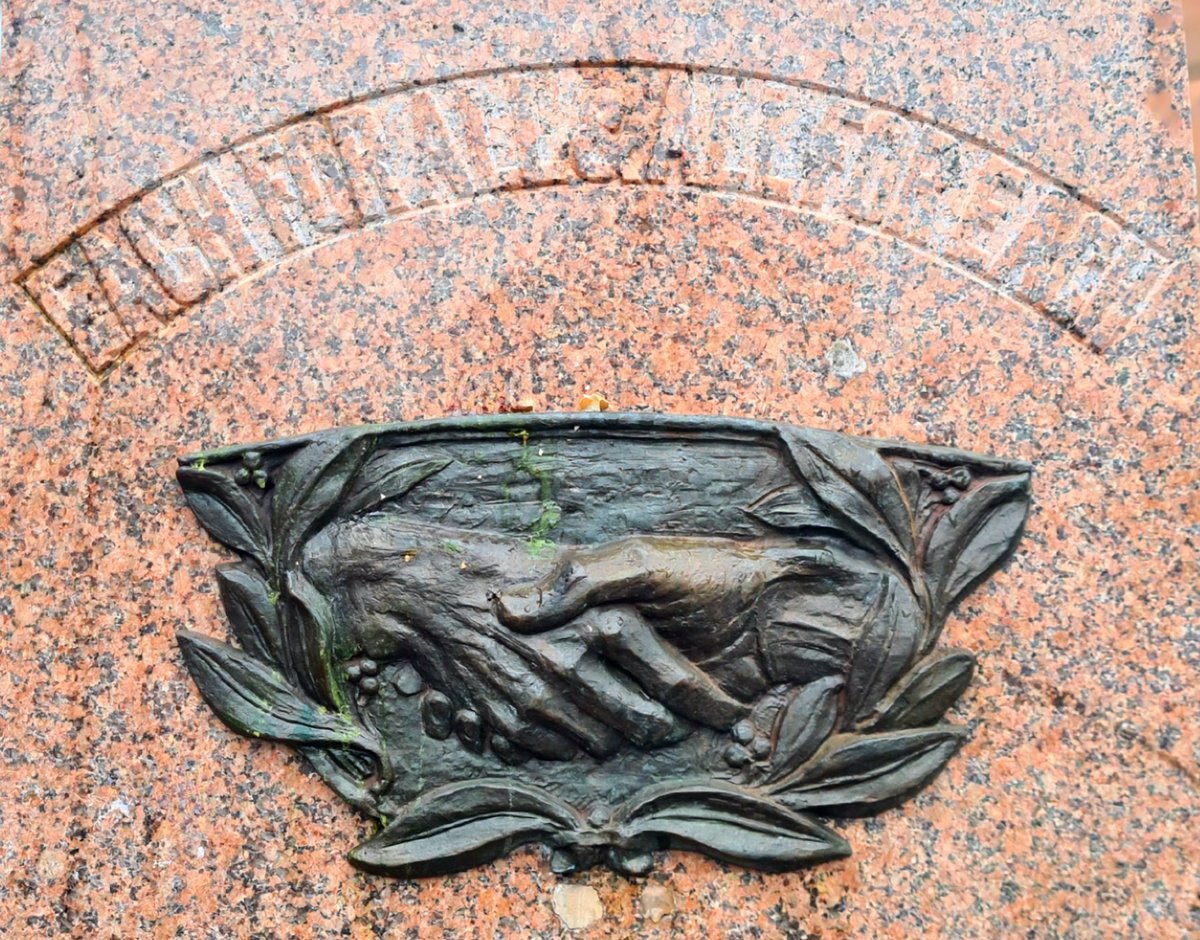 is_glasgow's tweet photo. "Each for All and All for Each" inscribed on the Cowlairs Cooperative Society drinking fountain in the Springburn area of Glasgow. 

Cont./

#glasgow #springburn #cooperativesociety #fountain #sculpture https://t.co/zlzhE9WKJ5