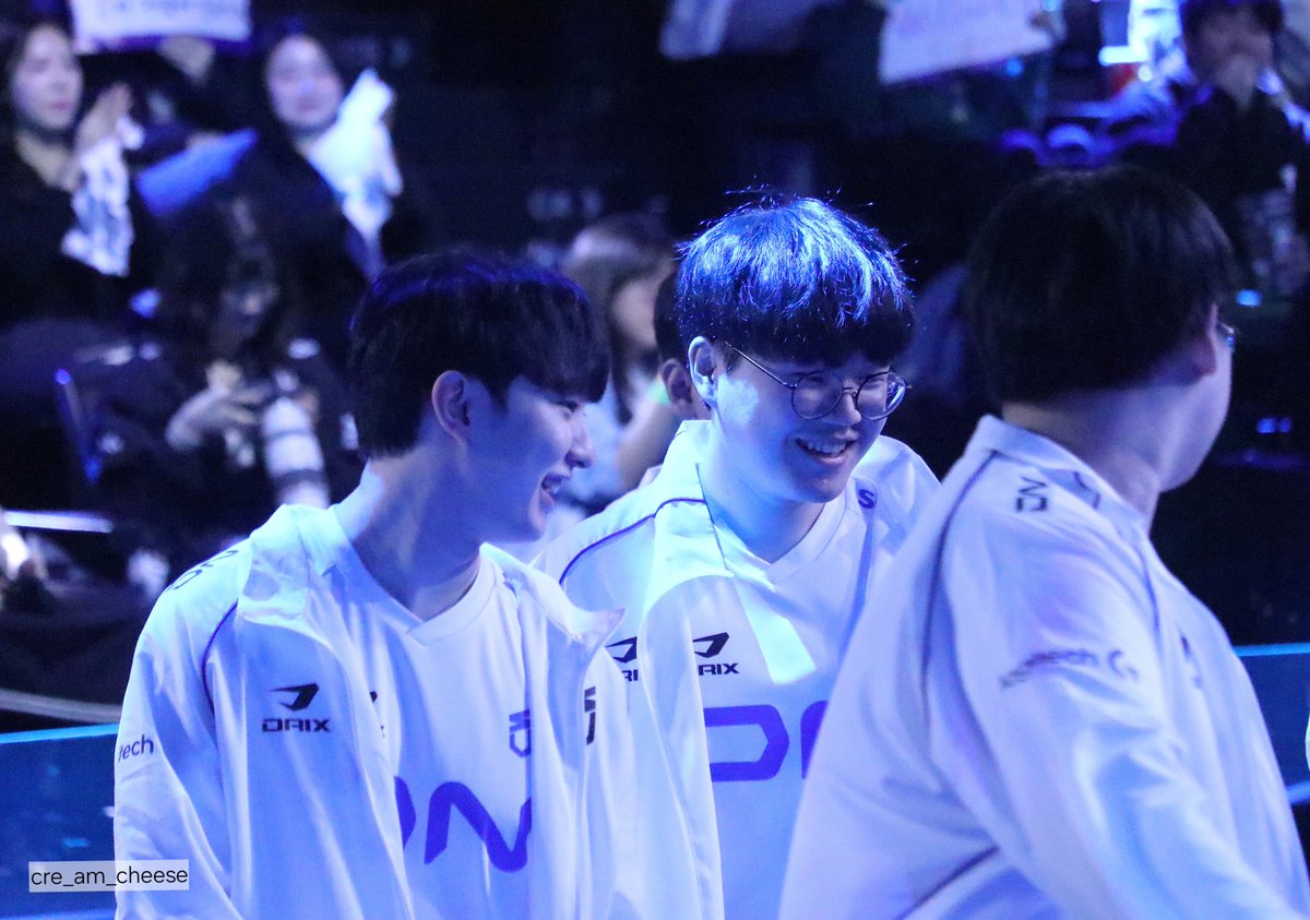 260402 우리팀 사랑해요🫶

#deokdam #Clozer