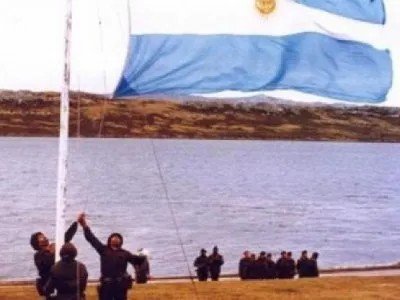 Volveremos!