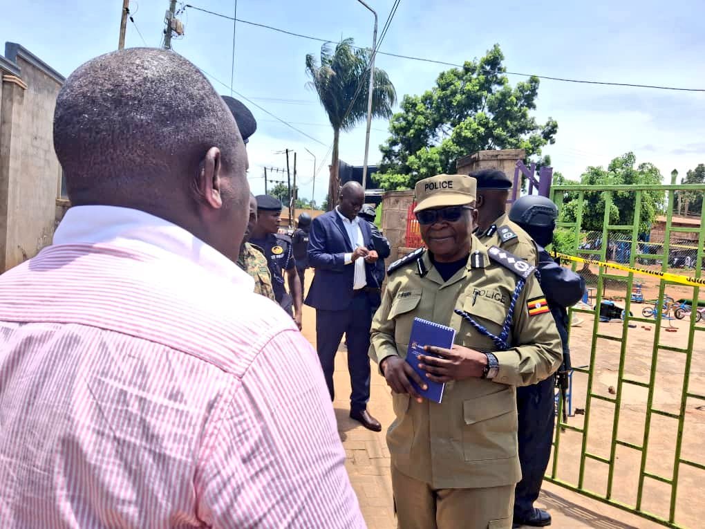 Uganda Police Force tweet media