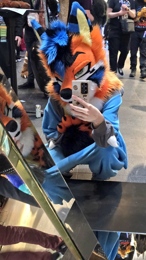 Foxtaly / Panettone 🍉✨ |-/ tweet media