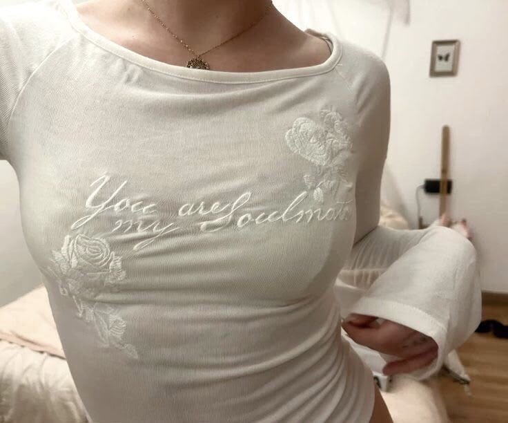 ‎rei 𖥻 bmi whale tweet media