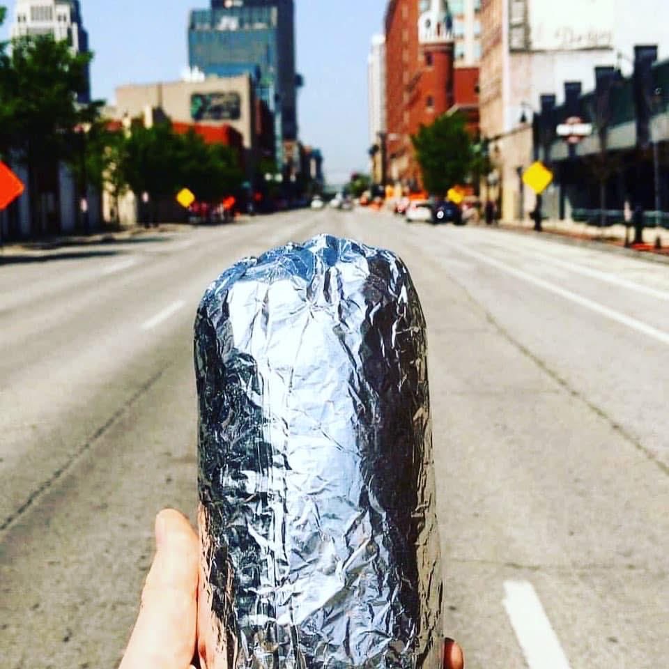 chiploverlou's tweet image. National Burrito Day  🌯 

That is all. 

📍 | @Salsaritas 

#LouisvilleKy 

We Cater. We Deliver. We Delight. 
Order today! 

Catering Hotline: 502-356-9468 

#Kentuckiana #DerbyCity #SpringCelebrations