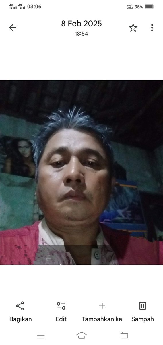 Choming6's tweet photo. hay hallo apa kabar? baik kan? https://t.co/kfR94rGxnB