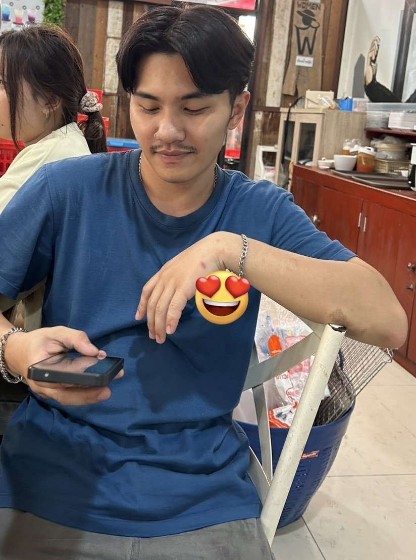 อาร์ตโซ่ tweet media