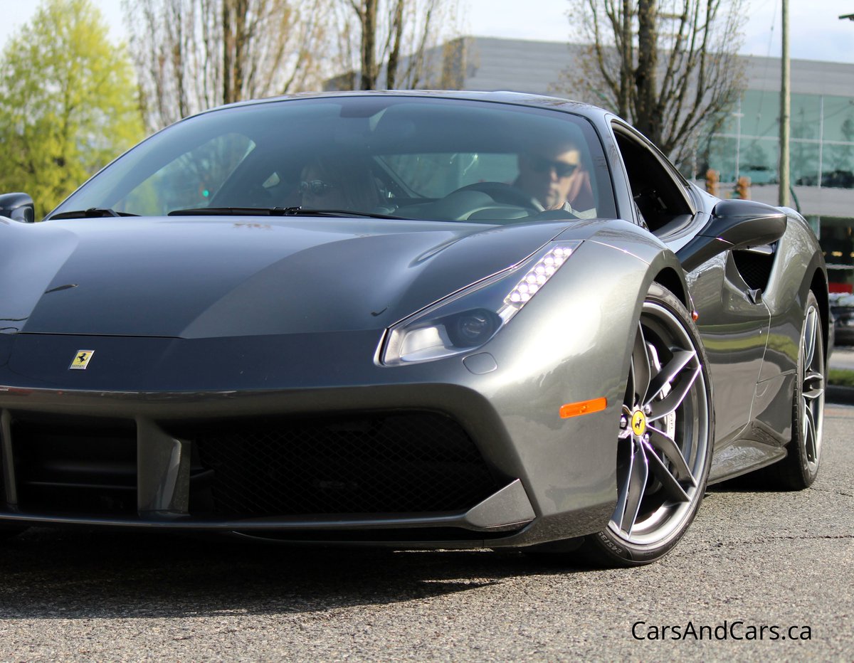 CarsAndCars.ca tweet media