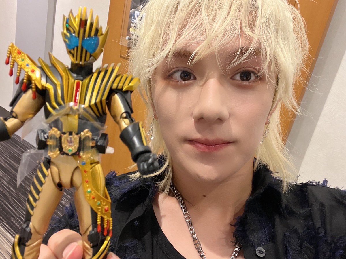 Sir. Kami Aquill |❌💤🔴🍑🌕 tweet media