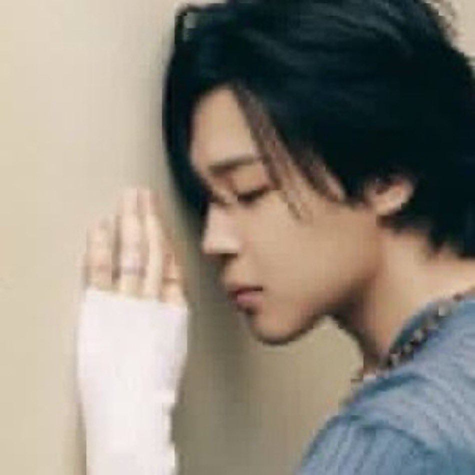 mandy ᢉ𐭩 tweet media