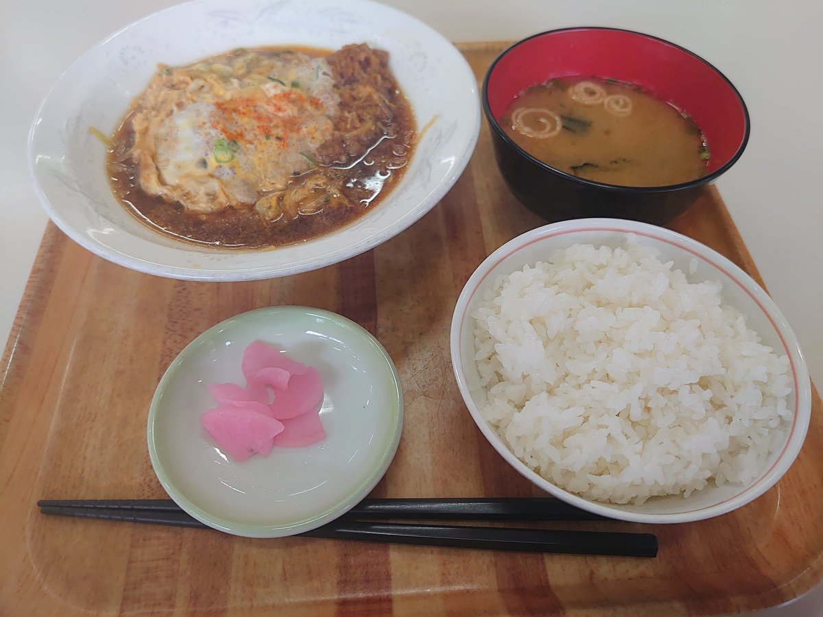 てるりん tweet media