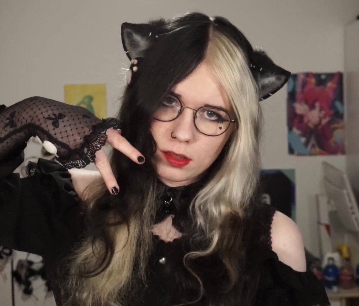 Miella - Twitch.tv/Miella tweet media