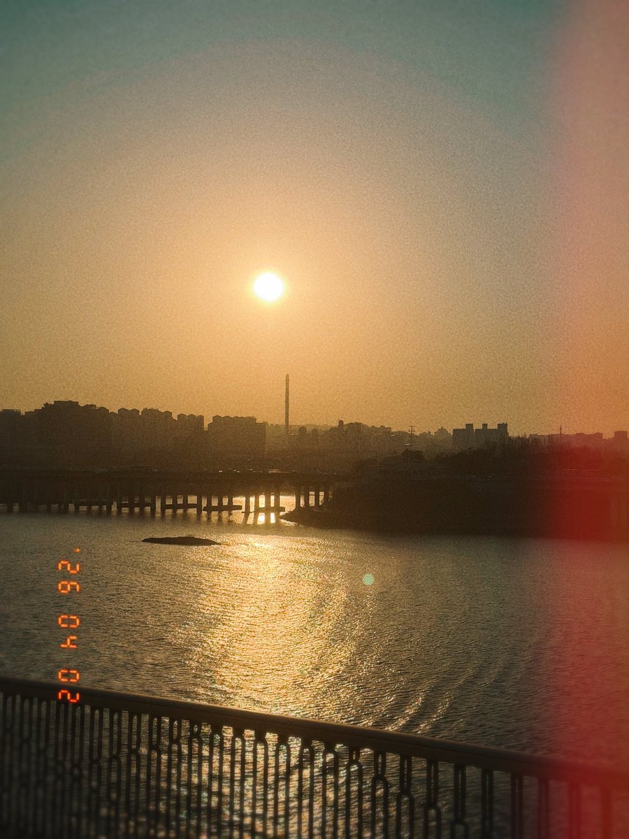 우연운명 tweet media