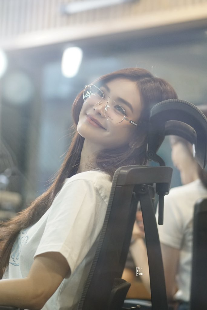 skylikeyou228's tweet photo. หนูให้เลยอะพี่คนหล่อ

 #Flex1045xนทีร้อยเล่ห์
@EWaraha https://t.co/hbIw5Ag06M