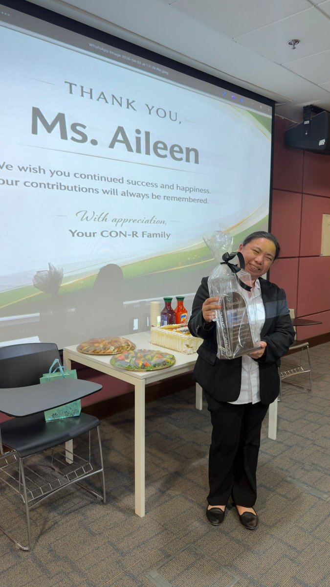 كلية التمريض tweet media