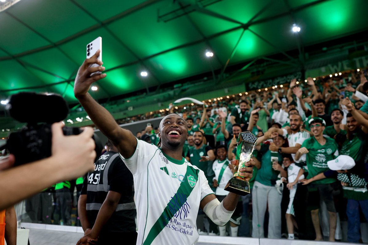 باسل 📊 tweet media