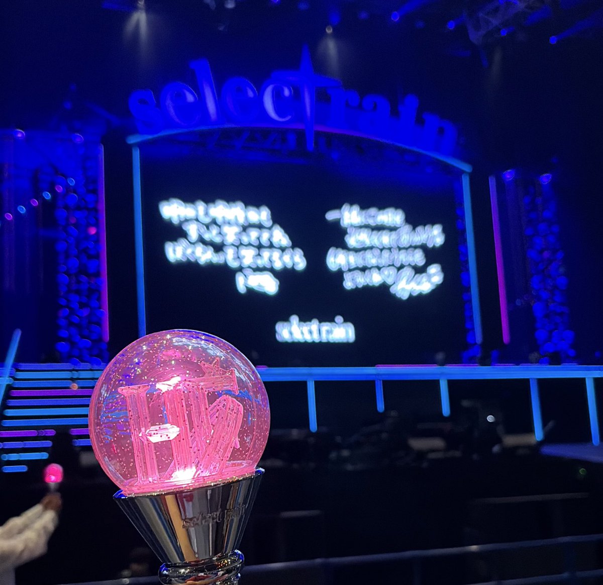 たくさん笑った！たくさん笑顔みれた！
本当に本当に楽しかった！生きててよかった！
これからも絶対平成フラミンゴがそばにいてくれる毎日がいいって心の底から思った🥹💓
ずっとだいすきだよ5年間ありがとう😭😭✨

#平成フラミンゴ 平フラ にこ りほ
<a href="/___nicoichi___/">【平成フラミンゴ】NICO</a> <a href="/RinrinFlamingo/">RIHO</a>