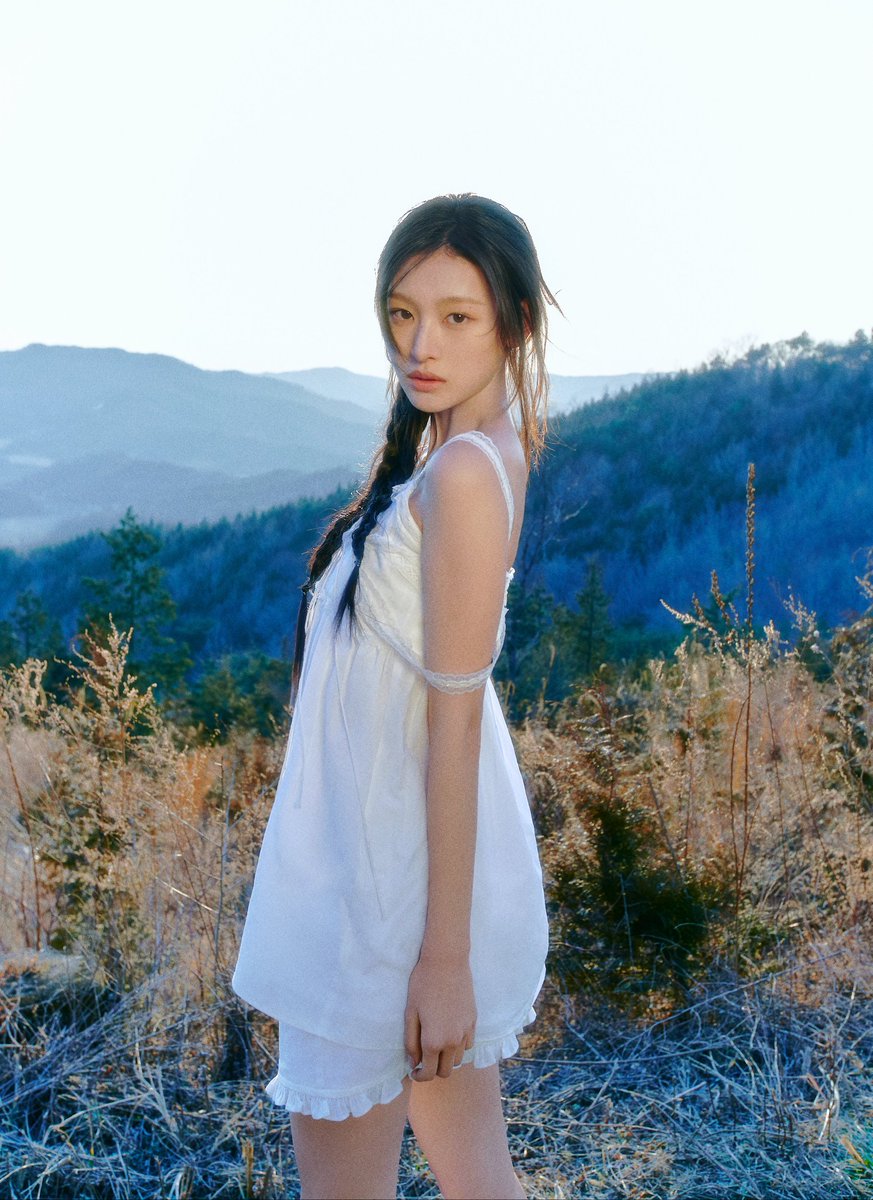 minamitto's tweet photo. Will you run away with me? 🌼 https://t.co/XTkJNr9Iyk